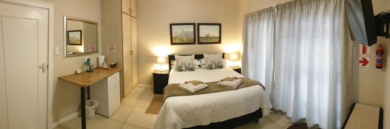 Metime Guesthouse & Self Catering 하텐보스 외부 사진