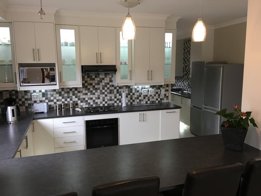 Metime Guesthouse & Self Catering 하텐보스 외부 사진