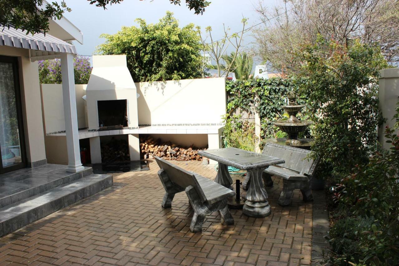Metime Guesthouse & Self Catering 하텐보스 외부 사진