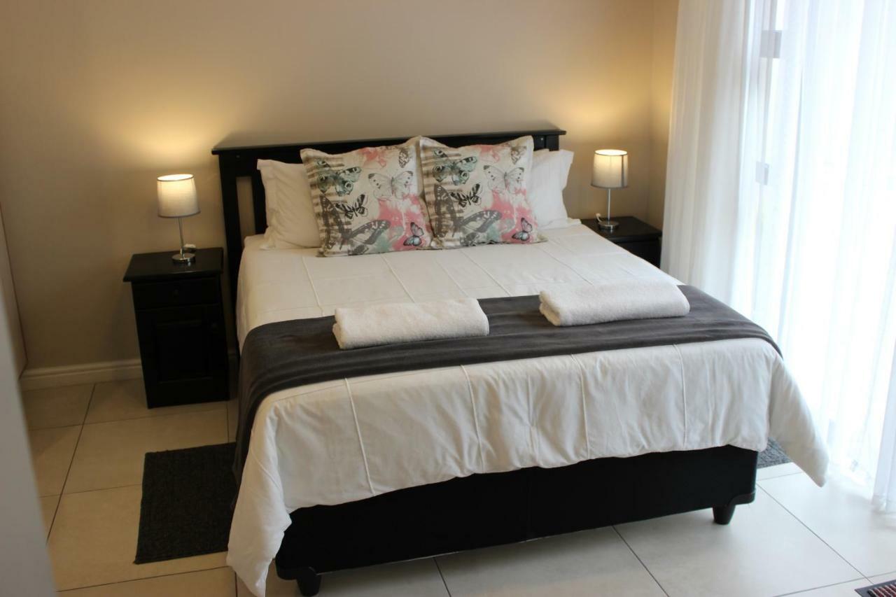 Metime Guesthouse & Self Catering 하텐보스 외부 사진