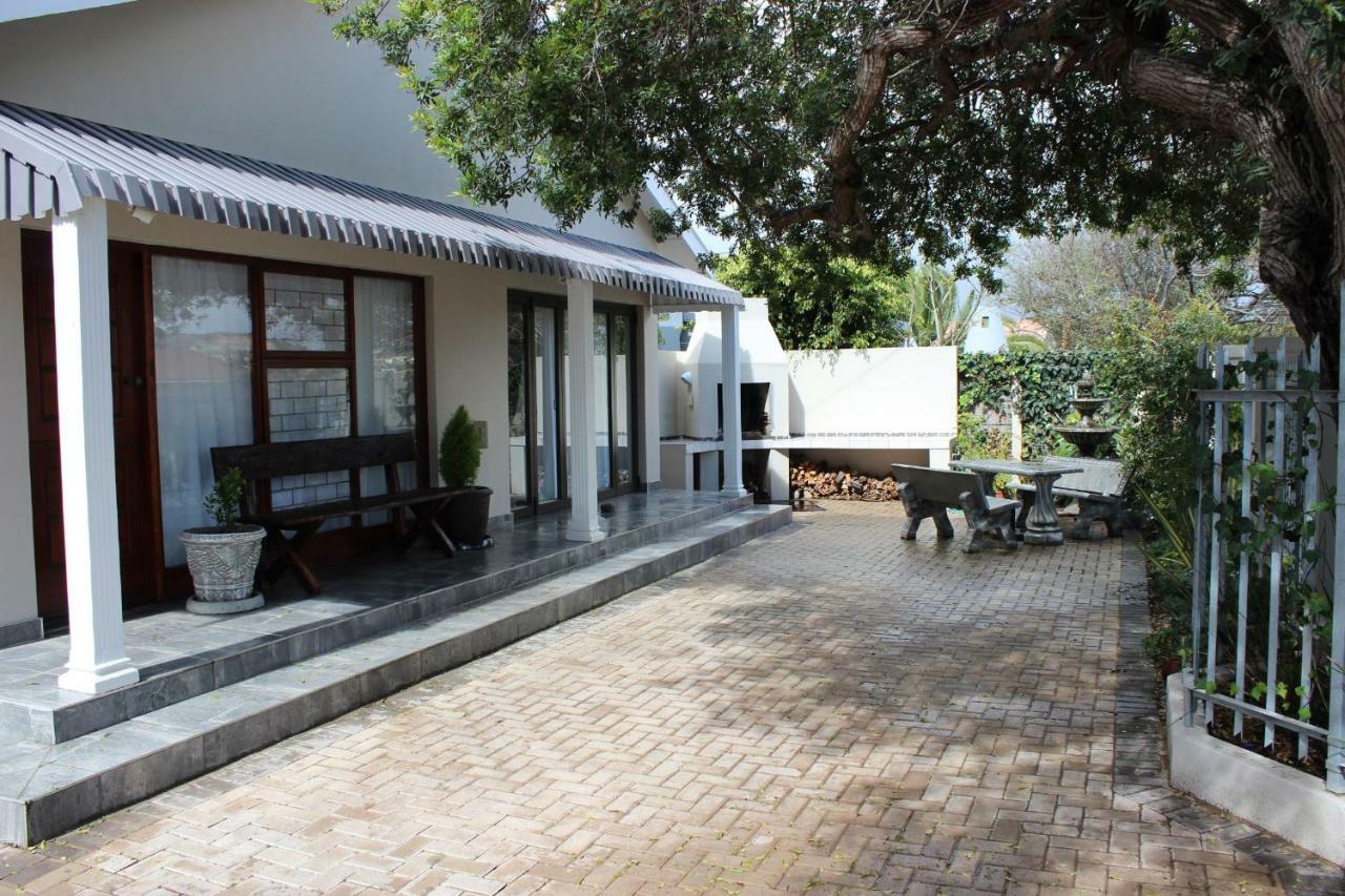 Metime Guesthouse & Self Catering 하텐보스 외부 사진