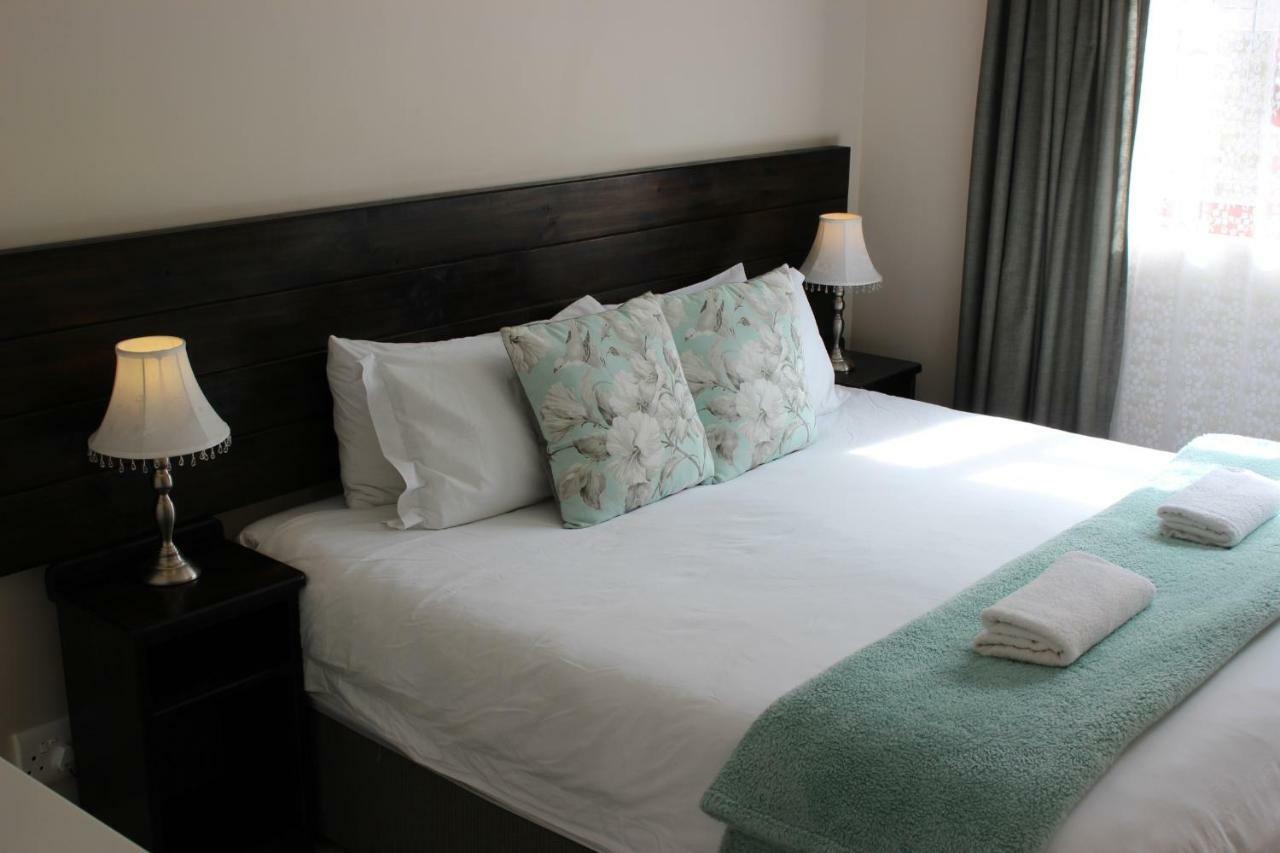 Metime Guesthouse & Self Catering 하텐보스 외부 사진